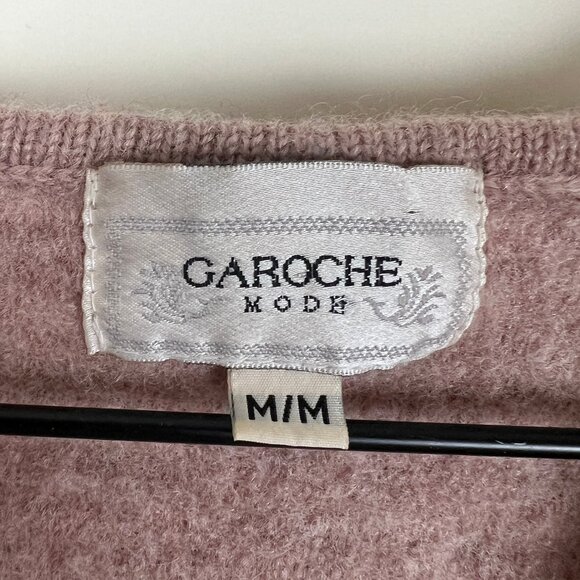 Vintage Wool Vest Cardigan Embroidered Squirrel Oversized Whimsical Rustic 90s - Picture 4 of 9